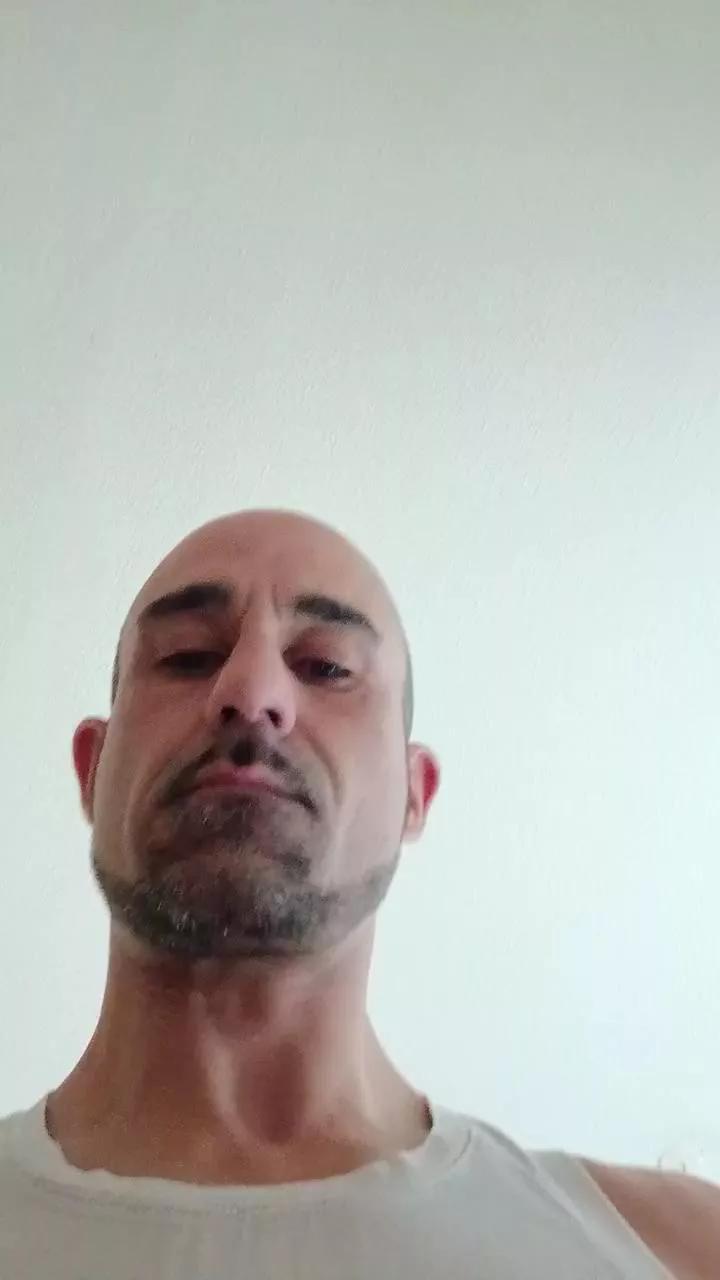 micka3043 on Cam4 