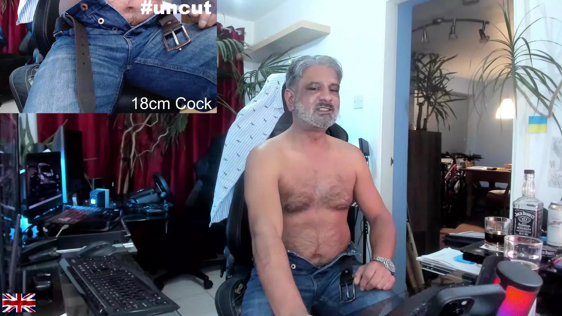 OnlineBossUK on Cam4 