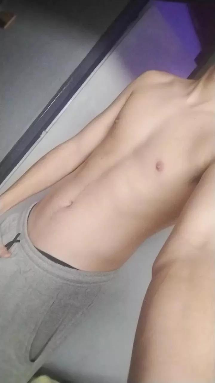 Rodrigo77719 on Cam4 