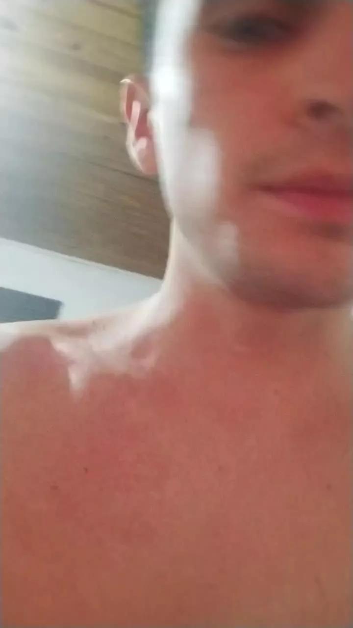 Rodrigo77719 on Cam4 