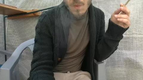 short_and_cute on Cam4 