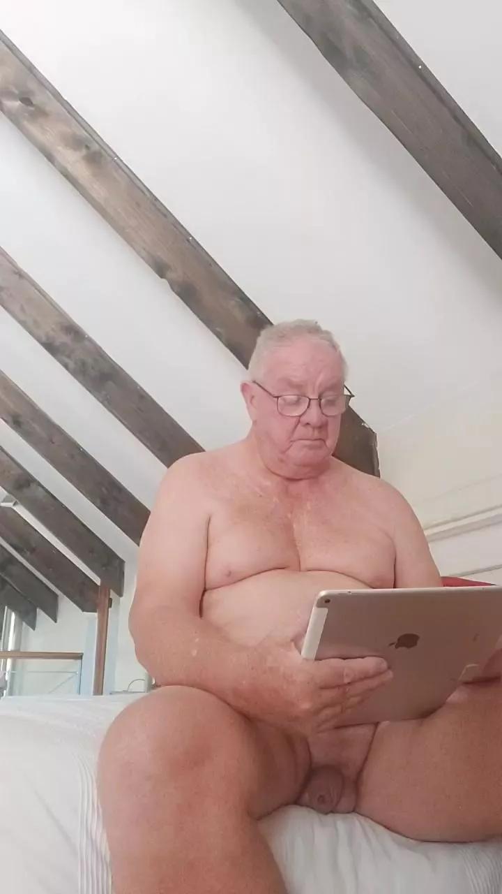 Whtafrica on Cam4 