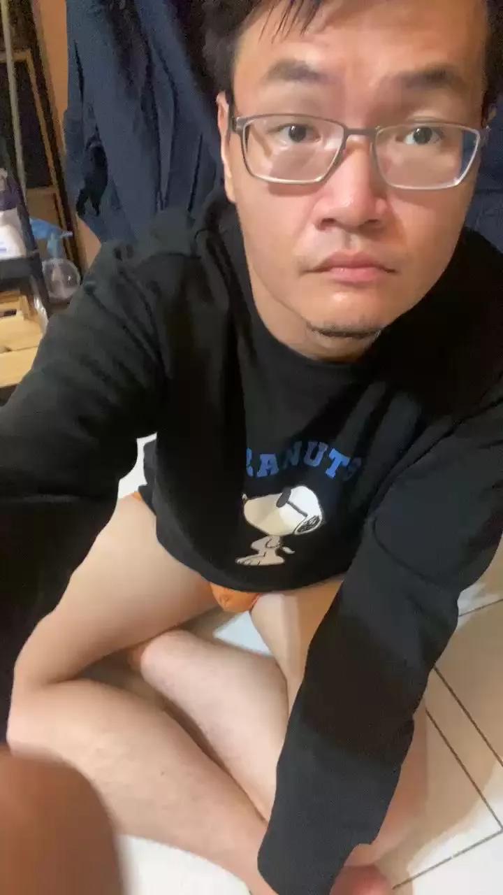 zzz791020 on Cam4 