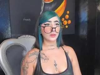 alahia-dangelo on CamSoda 