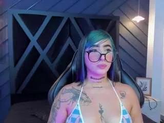 alahia-dangelo on CamSoda 