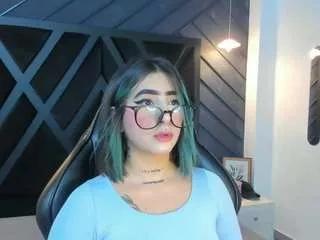 alahia-dangelo on CamSoda 