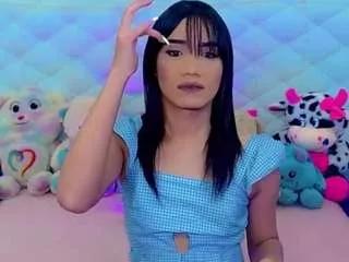 alanna-dollsx on CamSoda 