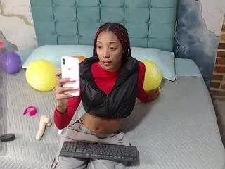 esmeraldasweet0 on CamSoda 