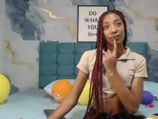 esmeraldasweet0 on CamSoda 