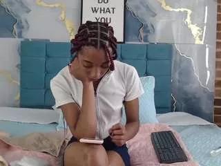 esmeraldasweet0 on CamSoda 