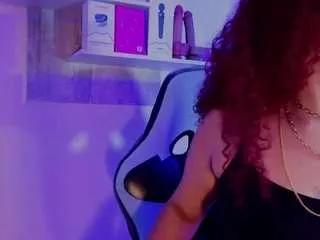 maddys-tone on CamSoda 