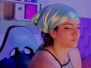 maddys-tone on CamSoda 