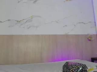pocahontas-pow on CamSoda 