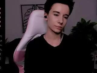 reinramm on CamSoda 