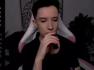 reinramm on CamSoda 