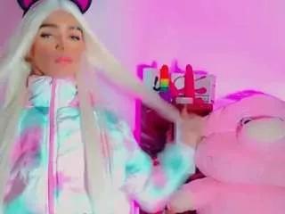 sexy-isabella on CamSoda 