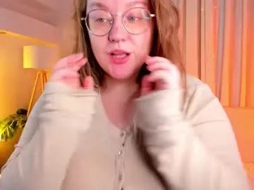 alissa_styles model from cb