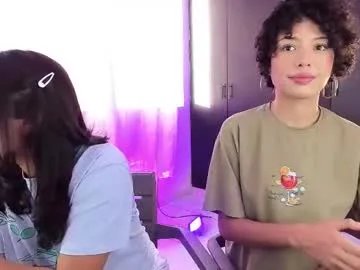 ary_and_kel — Top off [210 tokens left]  Lesbian Couple | Real Chemistry + Toys + Moans  #cute  #findom #latina #anal #lesbian