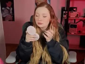 carolina_winter — GOAL: SPANKING TIME  <3 #redhead #nonude #lesbian #german #curvy [51 tokens remaining]