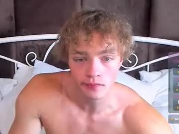 chase_muscular — GOAL: Take of bottom everyone [661 tokens remaining] Welcome to my room! Hi everyone!!! #18 #new #muscle #young #feet