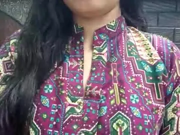 dollmeenu on Chaturbate 