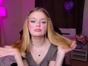 elioraa_ — GOAL: Reeal blowing [91 tokens remaining] I am Elli! always open to talk in public chat  #chubby #bigboobs #joi #lovense #teen