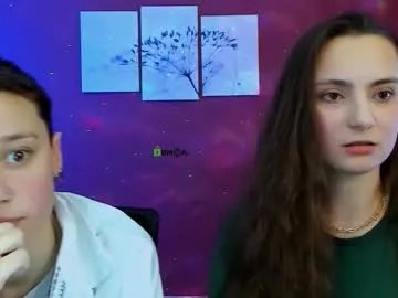 emi_fade — GOAL: dance hip-hop [96 tokens remaining] Welcome to my room! #new #18 #nonude #shy #c2c