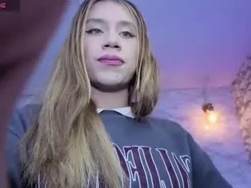 evy_lux_v — GOAL: Flash tits [25 tokens remaining] Welcome to my room! #trans #femboy #skinny #deepthroat #braces