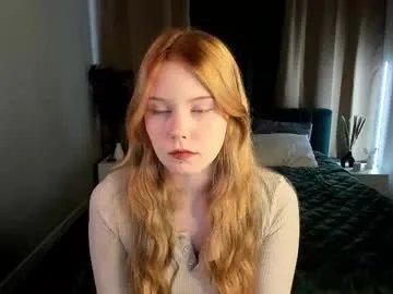 julia_anis — Stand up ans spun around [20 tokens left] #new #young #18 #nonude #redhead