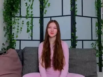 kierakiller — GOAL:  ^good start^ #nonude #lovense #18 #footfetish #bigass [5 tokens remaining]