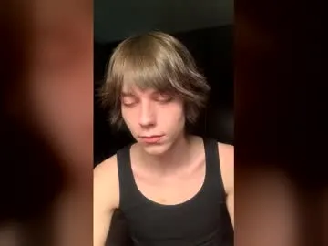 masonsilver_ — Hi again, I'm new here. My name is Dan. My dream for today. #new #bigdick #man #skinny #18 [1819 tokens remaining]