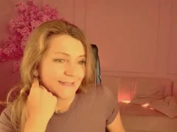 nicolehits — GOAL: Tip if you have fantasies about me [295 tokens remaining] Welcome to my room! Dont be shy to write me! #tease  #nonude #milf #mommy  #skinny