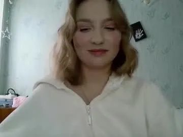 pr_in_cess_ — GOAL: let's take off this jacket [220 tokens remaining] I'm back #dirtytalk #tease #new #nonude #shy