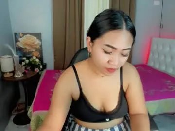 rhea_xoxo — Hi guys im new lets help me cum /naughty show/ #aussie #mature #squirt #lovense #ridedildo [1010 tokens remaining]