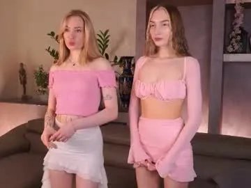 suannedoriean — Goal: suck our fingers and saliva drops down :) Hello we are Mase and Linda! Let's have fun together <3 we are #new #shy #18 #skinny #smalltits [32 tokens remaining]