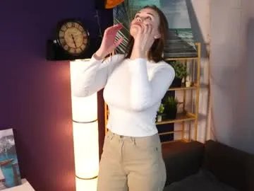 tannasickel — Goal: Lick lips close to cam! Hi my name is Amelia, today is my first day! #18 #new #shy #skinny #young [33 tokens remaining]