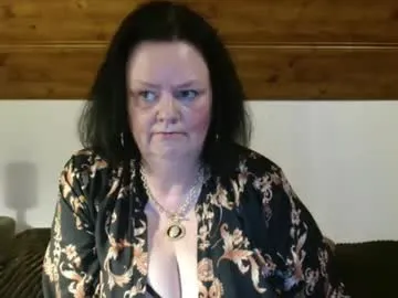 tiffanymature on Chaturbate 