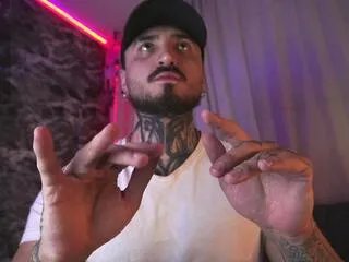 chris_kochs — Freechat on Flirt4Free