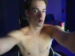 danny_davies — Freechat on Flirt4Free