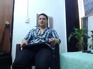 dominic_cros on Flirt4Free 