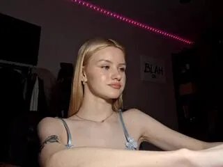 fatima_caparros — Freechat on Flirt4Free