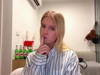 jeanie_dewees — Freechat on Flirt4Free