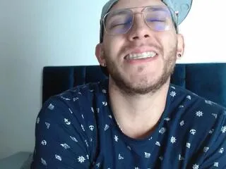 sammuel_rogers on Flirt4Free 