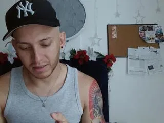 sammuel_rogers on Flirt4Free 