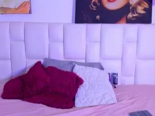 yaya_hilton on Flirt4Free 