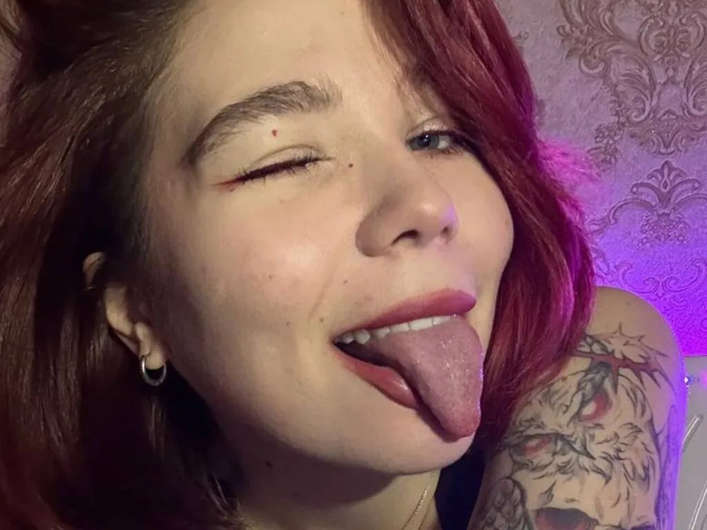 KristenBowline — Flirty chats, compliments, good energy & fun moments 