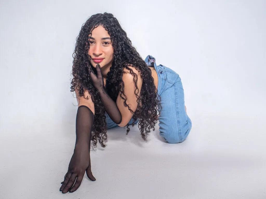 MilahLopez on LiveJasmin 