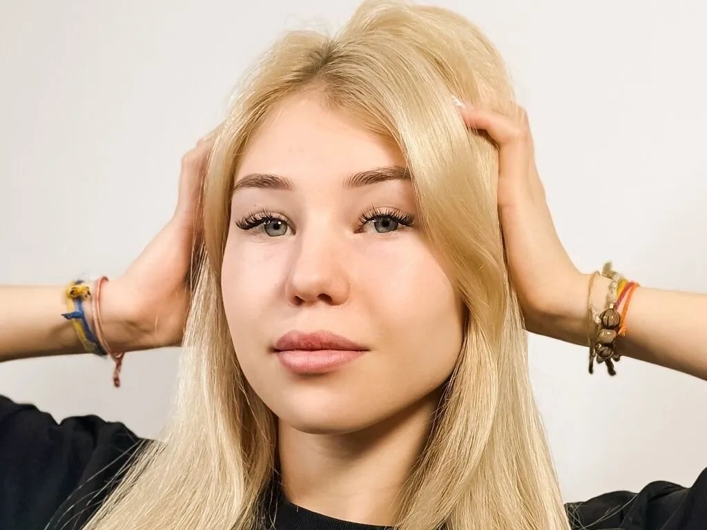 MoraSobie — Currently free and open to new opportunities and directions 
Big goals: fly to Bali  and buy a Lamborghini  --- as symbols of freedom, independence, and success.