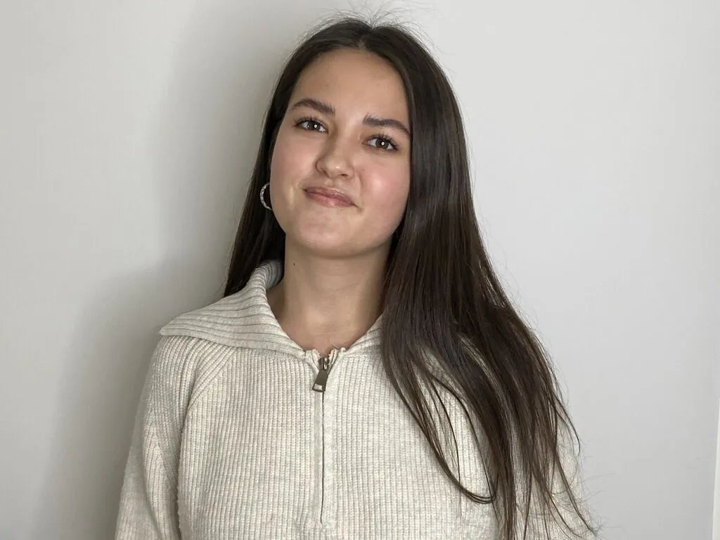 RachaelCerise — Cozy evenings at home, knitting while watching a TV show or listening to music, doing diamond painting in silence, warm tea or cocoa, soft blankets and candles, neat, beautiful things, compliments on your appearance, calm, kind people, a creative...