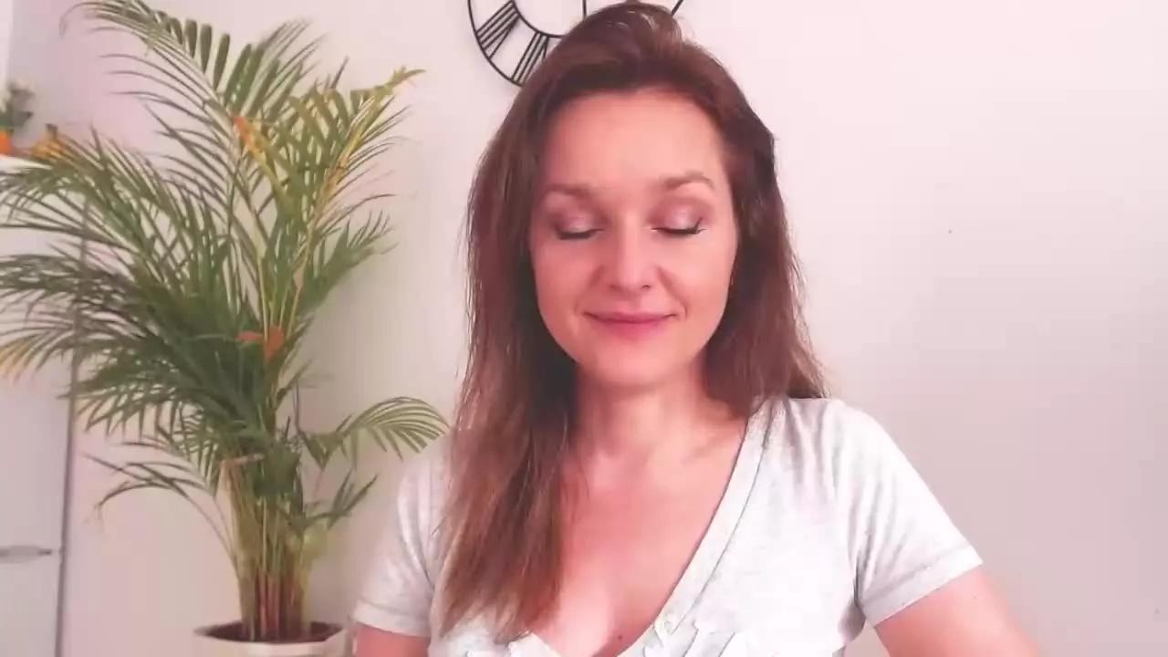AliciaTease
